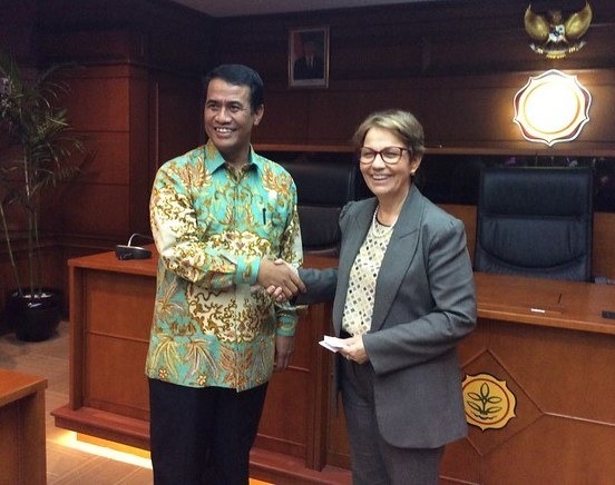 Divulgação/Mapa / Tereza Cristina reúne-se com ministro da Agricultura da Indonésia, Amran Sulaiman, em Jacarta