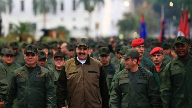 Rússia ameaça reação caso EUA realize tentativa de derrubar Maduro