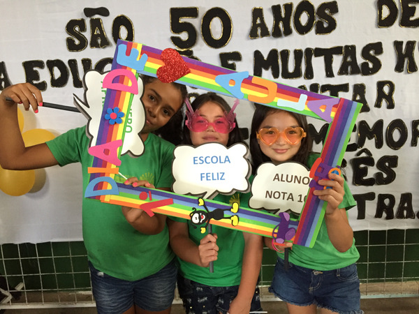 Estudantes da Escola Nelson de Araújo celebram o cinquentenário