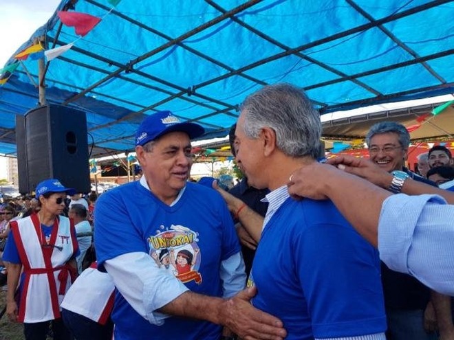 Encontro entre o governador Reinaldo Azambuja e André Puccinelli (Foto: Anahi Gurgel/Campo Grande News)