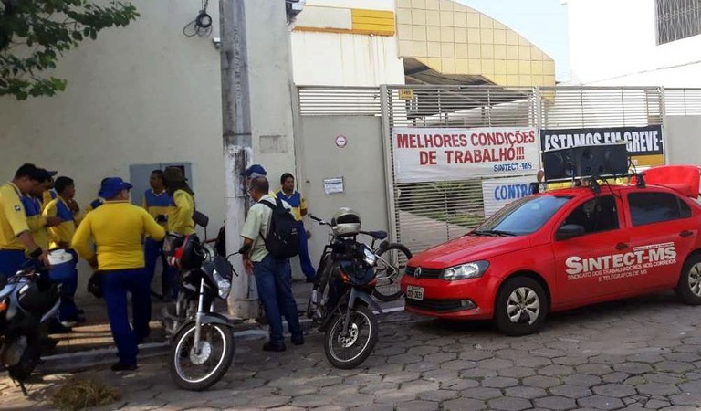 Funcionários dos Correios de Corumbá param por falta de condições de trabalho