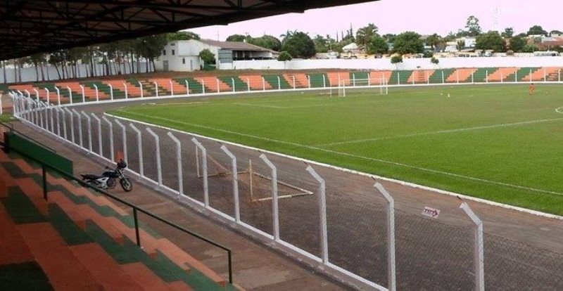 Estádio Virotão, em Naviraí, onde ocorrerá a segunda rodada da Copa Assomasul, sábado (10)