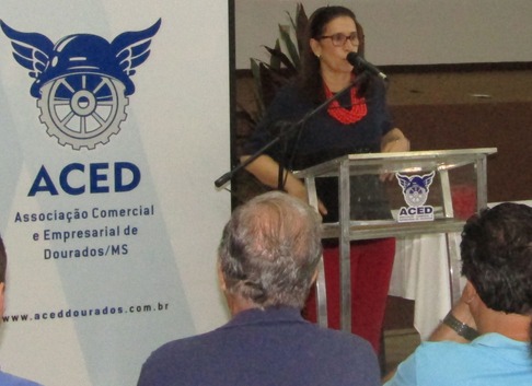 Presidente da Aced, Elizabeth Salomão, apresenta campanha para os empresários e imprensafoto - Flávio Verão